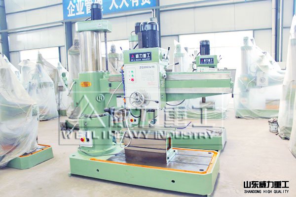 機(jī)械63搖臂鉆床