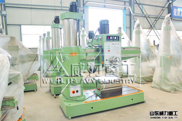 機(jī)械63搖臂鉆床車間