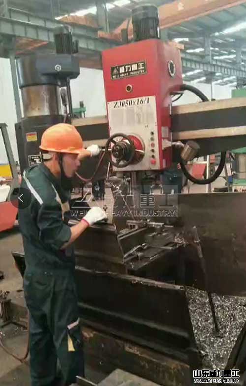 Z3050搖臂鉆床客戶使用現(xiàn)場圖