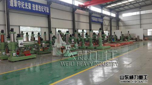 Z3050x16液壓搖臂鉆床展示車間